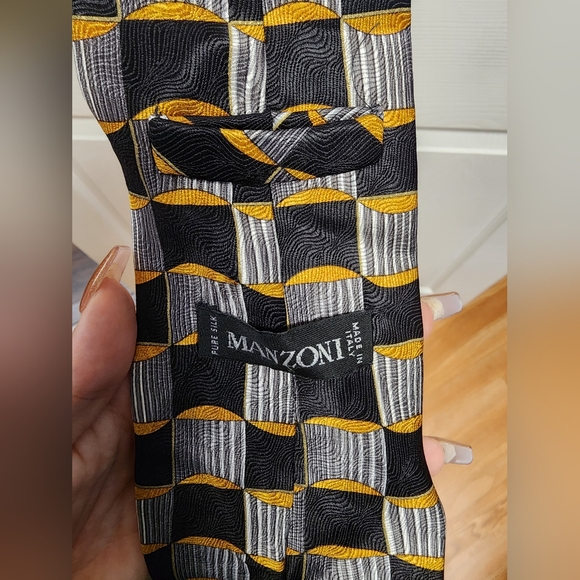 Manzoni 100% Silk Tie Made in Italy - Picture 3 of 3